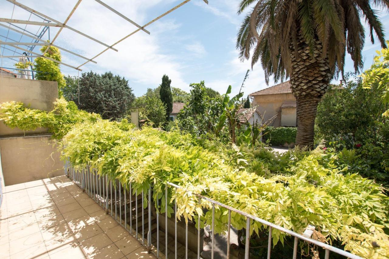 Palmeira, Piscine - Parking - Clim Arles Exterior photo