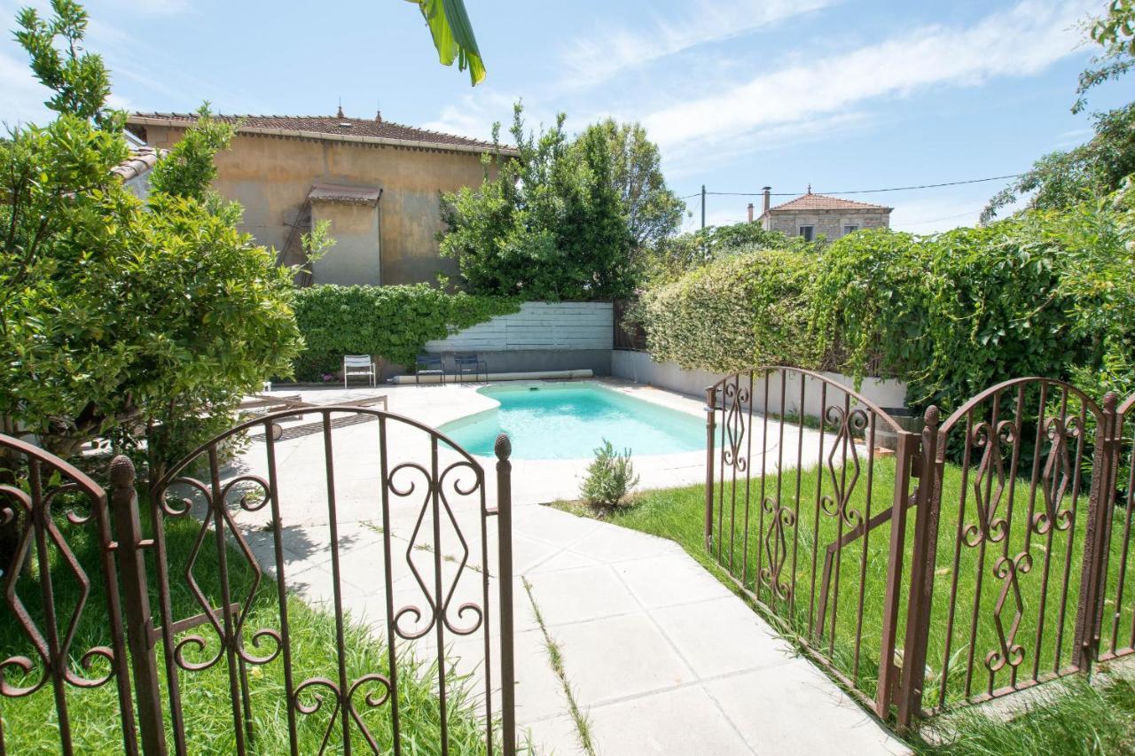 Palmeira, Piscine - Parking - Clim Arles Exterior photo